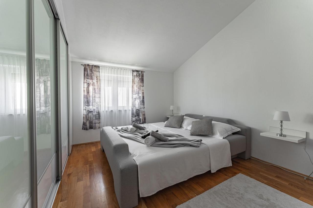 Apartments Idassa Zadar Exterior photo